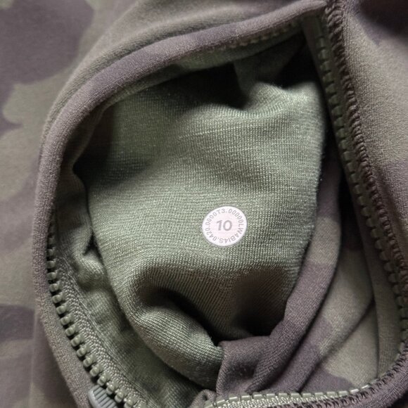 Lululemon Women's Hooded Define Jacket *Nulu - Green Camo - Picture 7 of 9